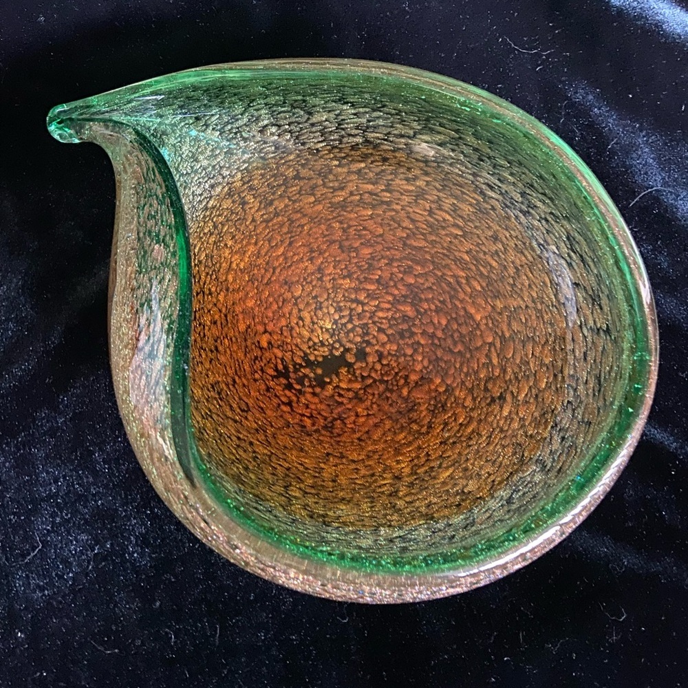 ITALY MURANO Blown Glass Organic Teardrop Green Bowl Aventurine Copper Flecks